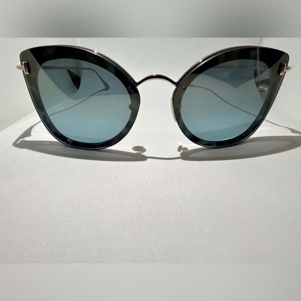 Tom Ford Black and Gold Sunglasses - Picture 5 of 8